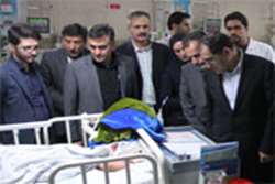 بازدید وزیر بهداشت از بیمارستان های آیت اله طالقانی و کودکان مفید / دستورات لازم برای رفع کمبودهای دو مرکز درمانی 