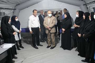 ارائه خدمات بهداشتی و درمانی به زائرین حرم امام خمینی ( ره )