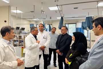 بازدید دکتر رضا مینایی معاون درمان دانشگاه از بیمارستان شهدای تجریش