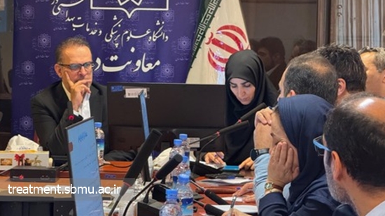 دکتر رضا مینایی معاون درمان 